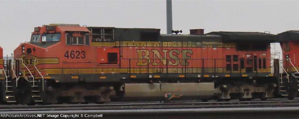 BNSF 4623